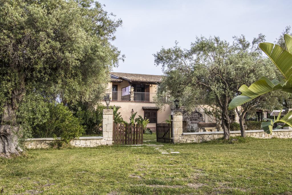 B&B CASALE SICILIANO di Miryam Tiralongo Avola Bagian luar foto