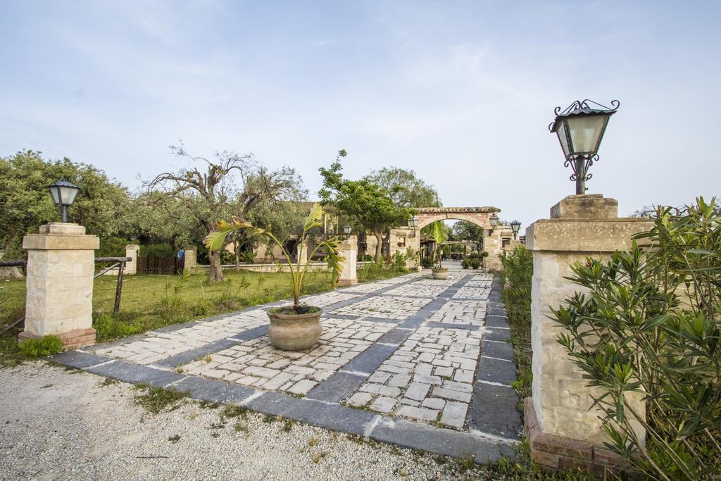B&B CASALE SICILIANO di Miryam Tiralongo Avola Bagian luar foto