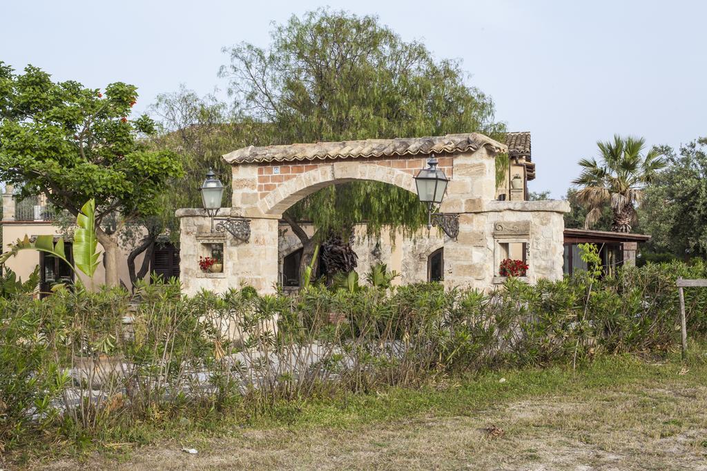 B&B CASALE SICILIANO di Miryam Tiralongo Avola Bagian luar foto