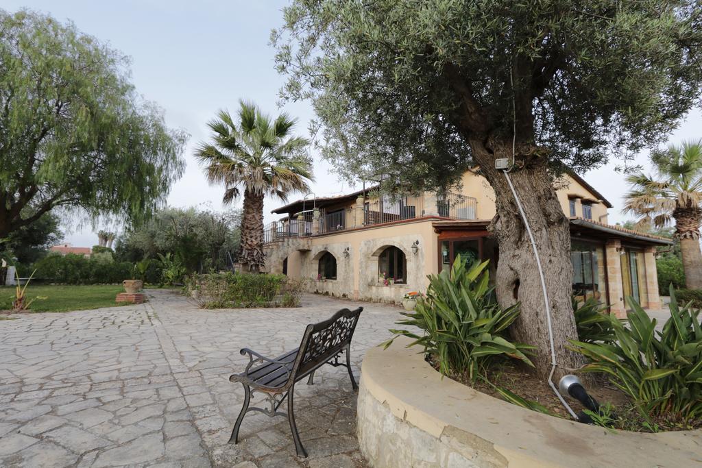 B&B CASALE SICILIANO di Miryam Tiralongo Avola Bagian luar foto